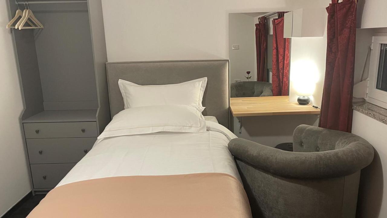 Madonca Rooms & Restaurant Nova Gorica Exterior photo